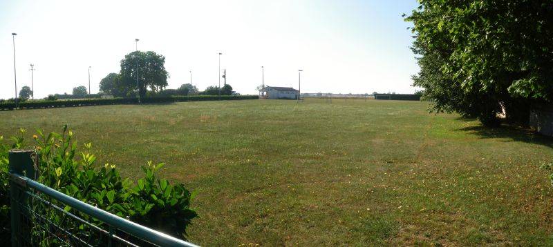 Angle Ouest du terrain du Stade de football  La Mothe saint-Hray