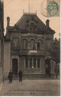 Rosières et sa maison à La Mothe saint-Héray